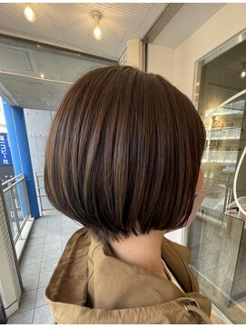 トエ(toe) [toe松山]ショートボブ/骨格矯正カット