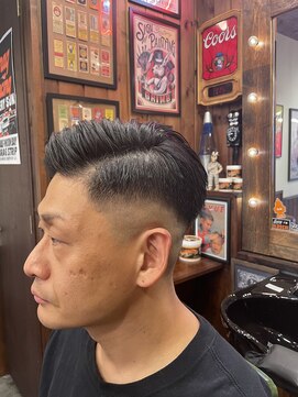 ヘアーデザイン スワロー(hair design Swallow) フェードカット