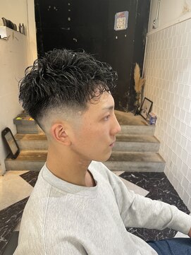 メリケンバーバーショップ フクオカ(MERICAN BARBERSHOP FUK) オトナのスパイラルパーマ