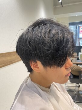 ケンジ 南林間(KENJE) 暗いカラー