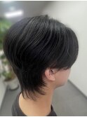 センターパートウルフ