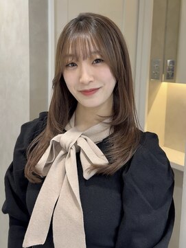 アイユー(ii+U) レイヤー　艶髪　髪質改善