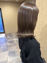 イロハ(iroh)&nbsp;イルミナカラー/くすみベージュカラー/頭浸浴