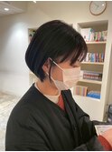大人シアーベージュミニウルフボブミディアムレイヤー