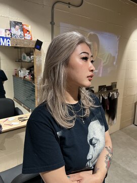 ゼロヨンハチ(048) white beige.