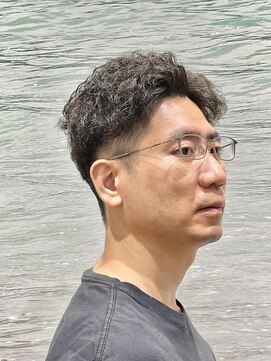 ヨシザワインク プレミアム 横浜 桜木町店(YOSHIZAWA Inc. PREMIUM) メンズリッジ感最高潮アイロンパーマ刈り上げスタイル