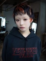 ギークス(GEEKS)&nbsp;【GEEKS渋谷】バズカット/デザインカラー/ピクシーカット/オン眉