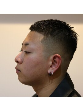 カバジェーロ(kaballero) スキンフェード×クロップスタイル