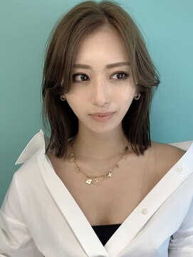 リーホリエ(Lee Horie) 肩上韓国風色気スタイル