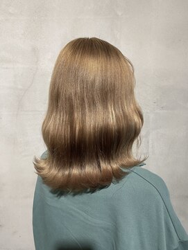 エヴァー(ever) マッシュ/くびれヘア/ビタミンカラー[表参道駅/原宿駅]