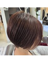 アンジュールクレア(UN JOUR CREA)&nbsp;刈り上げボブ