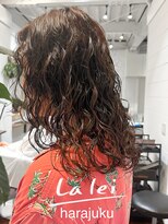 ラレイ ハラジュク(Lalei harajuku)&nbsp;原宿レイヤーカットスパイラルパーマミディアムパーマ原宿パーマ