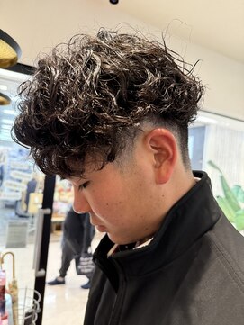 ビーバイシージャストビューティー(B by C just beauty) メンズパーマ