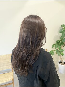 リフ バイ ローバー(Lif by ROVER) 柔らかなゆる巻きロングヘア