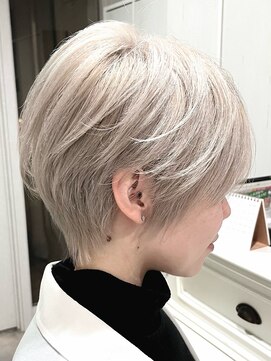 アイズ(I's) ハンサムショート×ハイトーン×ハイライト×くびれ