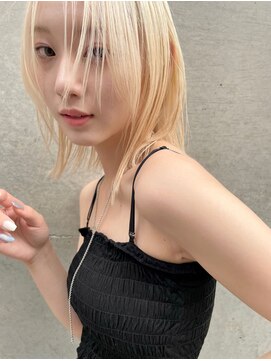 グリーン 町田(green) 【ミディアム】抜きっぱなしブロンドカラー