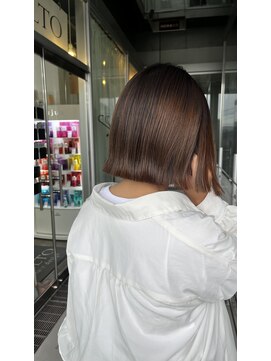 サルト(SALTO) 切りっぱなし外ハネ hair