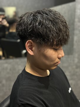 メロウメンズライン 神戸三宮(mellow men's line) ツイストスパイラル / 縦落ちパーマ / メンズパーマ