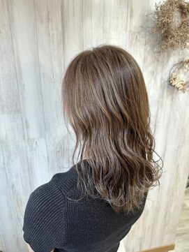 ムーナ(Muwna) ロングスタイル