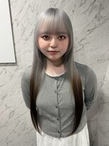 フィーリア 心斎橋堀江店(philia)&nbsp;ブリーチ2～3回！ホワイトシルバー♪
