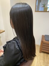 髪質改善☆酸性ストレートや縮毛矯正で感動の美髪を！