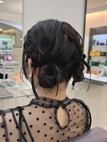 オフ(off)&nbsp;大人可愛いツインお団子｜ベロアリボン