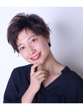 フラワーズビィーオーディー(FLOWERS BOD) 大人可愛いショートスタイル