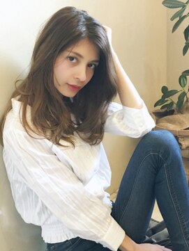 メゾンドルル(Maison de LuLu) ゆる巻き無造作風ヘア