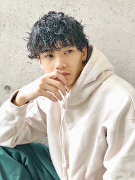 キアラ(Kchiara) ツイストスパイラル-スパイラルパーマ-マッシュ（福岡天神佐野）