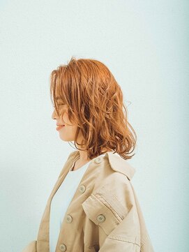 カラーサロンビスカリア 相模原エリア 淵野辺駅店(Color salon Biscaria) オレンジ系カラーのレイヤースタイル