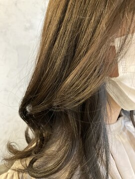 アドール(ADOR) 韓国