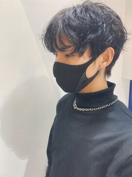 ウクラ バイ レシッド 池袋(uchla by rcid) ブルーブラックカラー/韓国マッシュ/シークレットウェーブパーマ