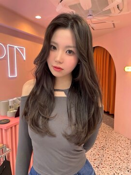 ボタン シブヤ(VOTAN SHIBUYA) アッシュ/グレージュ/韓国ヘア/渋谷/レイヤー/顔まわり