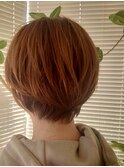 20代30代40代大人可愛い小顔前下がりショートウルフカット