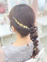 ヘアーメイク ティアラ(Hair make Tiara) 金箔アレンジ