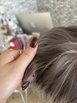 アチーブ ヘア デザイン(achieve hair design)&nbsp;シルバーカラーハイトーンブリーチカラーベージュカラー