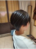 耳だしショート
