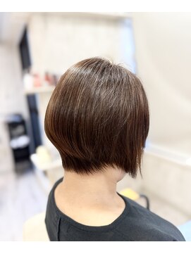 イルヘアーライラ(illu hair LILA) 髪質改善縮毛矯正/乾かすだけでまとまる艶ショート