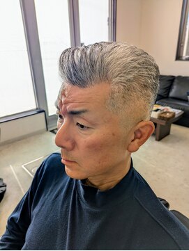 カオル(KAORU) クラシカルバック・フェードスタイル