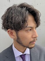 フィフス 渋谷(fifth)&nbsp;渋谷大人波巻きシャドウルーズパーマセンターパートビジネスヘア