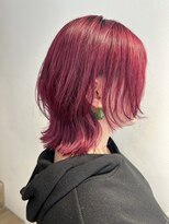 バズ(BUZZ)&nbsp;レイヤーカットウルフとチェリーピンク★秋山