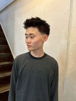 ビーバイエイトジェンツ(Bee by EIGHT GENTS)&nbsp;波巻きツイストスパイラル/リバースセンターパート/心斎橋