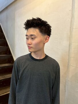 ビーバイエイトジェンツ(Bee by EIGHT GENTS) 波巻きツイストスパイラル/リバースセンターパート/心斎橋