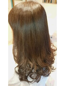 ヘアーデザイン ムーンエル(hair design moon L) グレージュカラー☆彡