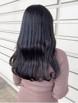 ルッツ(Lutz. hair design) 話題のiNOAカラー使用！グロスグレー【千代田彩夏】