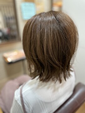 リストヘアー(Liyst hair) 外はねウルフ