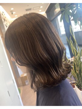 トッカ 中目黒店(tocca) ☆柔らかグレージュカラー×外ハネスタイル♪♪☆