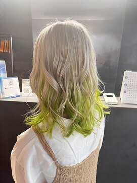 リンダイーロ(Linda Hiro) 【札幌円山】ダブルカラー/デザインカラー/ホワイト/ネオン