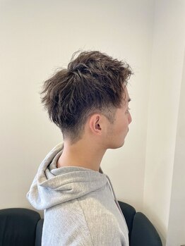 リベロ(LIBERO)の写真/男を磨くなら〈ＬＩＢＥＲＯ〉で！理容師免許取得のオーナーがワンランク上のケアをご提供します。
