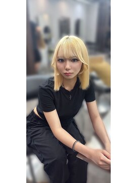 エミーバイモアムー(Emmie byMoremuu) 【あいり】レイヤーボブ